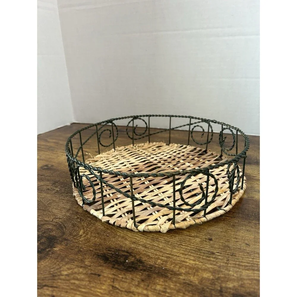 Vintage Wicker Wire Basket Tray Round Farmhouse Boho Cottage Centerpiece Decor